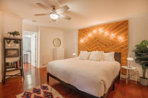 The Creekside Retreat: Steps to all of Telluride Telluride